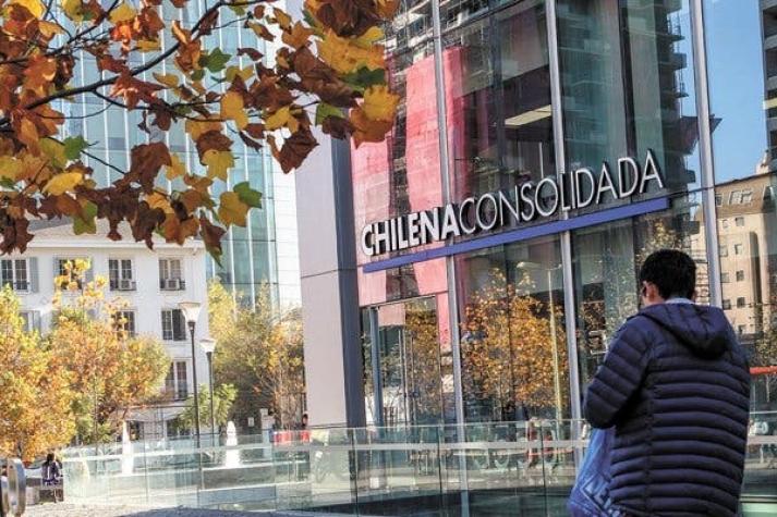 Suspenden a gerente de Chilena Consolidada por sobreprecios en seguros de trabajadores de Codelco