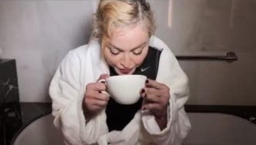Baño en hielo y beber orina: Tratamiento “de belleza” de Madonna sorprende en redes sociales