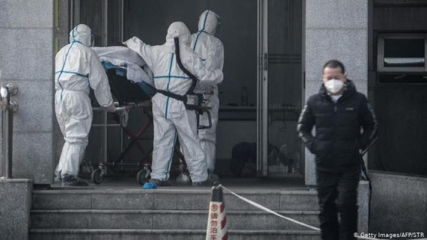 China reporta tercera muerte y más enfermos por misterioso brote de neumonía