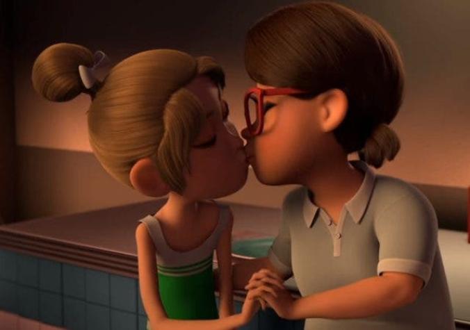 Netflix muestra por primera vez un beso entre mujeres en serie infantil