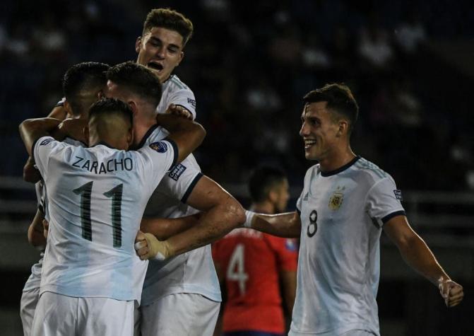 Chile cae ante Argentina y deberá buscar en la última fecha la clasificación al cuadrangular final