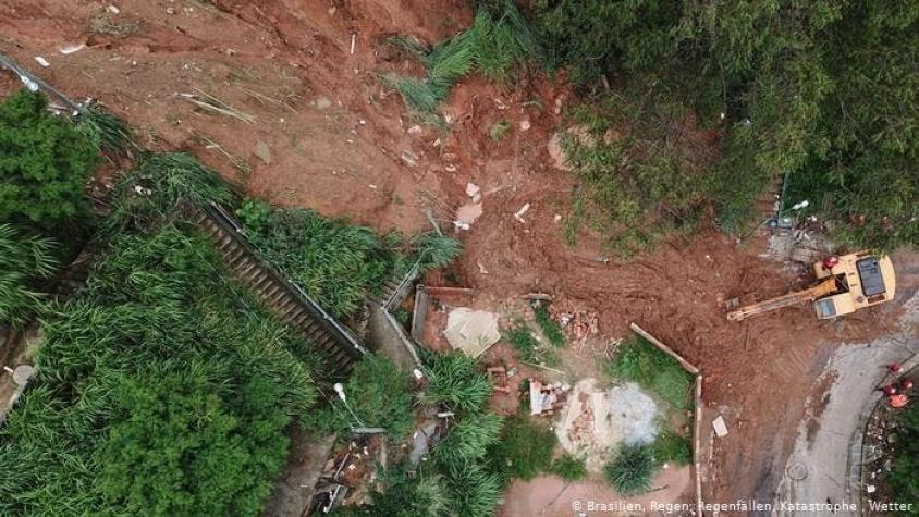 Lluvias en Brasil dejan 30 muertos y 17 desaparecidos