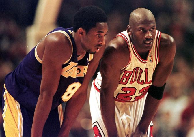 "Era mi hermano pequeño": La dolorosa despedida que hizo Michael Jordan a Kobe Bryant