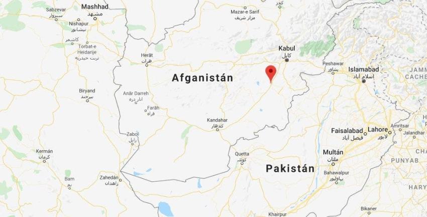 Avión se estrella al este de Afganistán