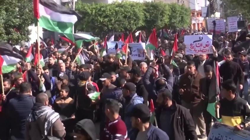 [VIDEO] Trump presenta "plan de paz" para Medio Oriente que no es bien recibido en Palestina