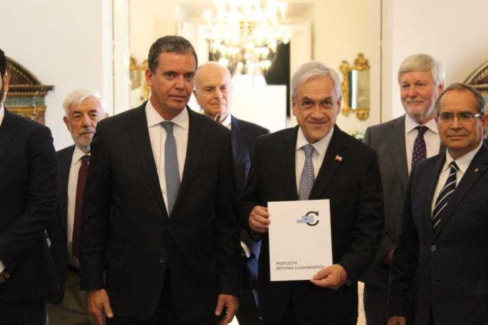 Comisión encabezada por senador Harboe entrega propuesta a Piñera para reformar Carabineros