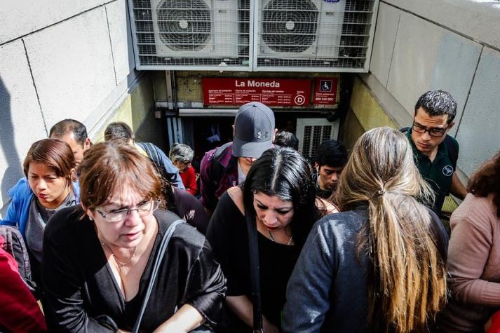 Cierran y evacuan cuatro estaciones de Metro de Línea 1 por emergencia