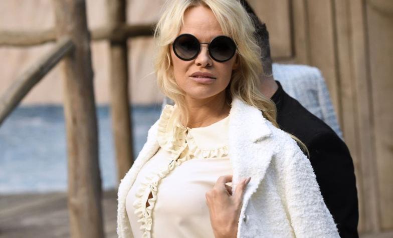Pamela Anderson sorprende y se separa a los 13 días: "Gracias por respetar nuestra privacidad"