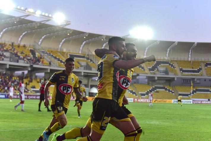 Coquimbo Unido golea al Aragua de Venezuela en su debut por Copa Sudamericana