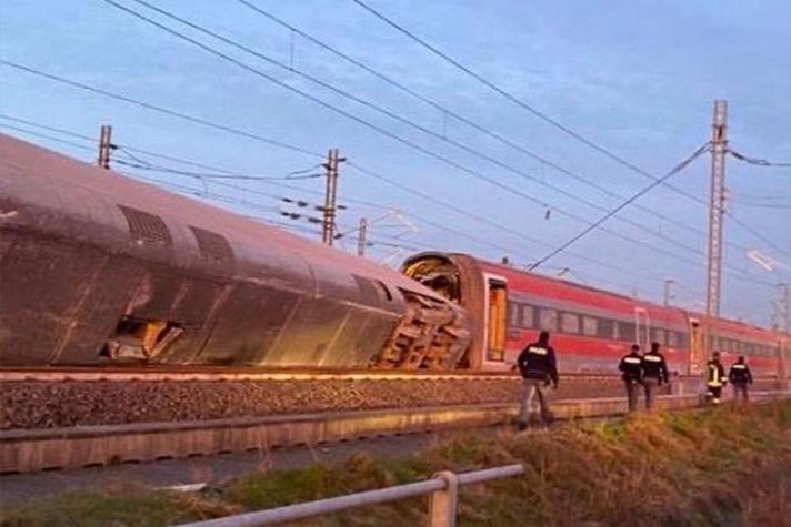 Al menos dos muertos en descarrilamiento de tren en Italia