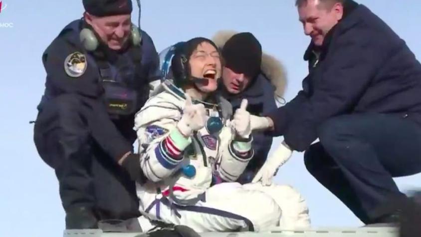 La astronauta Christina Koch bate un récord extraordinario con su regreso a la Tierra