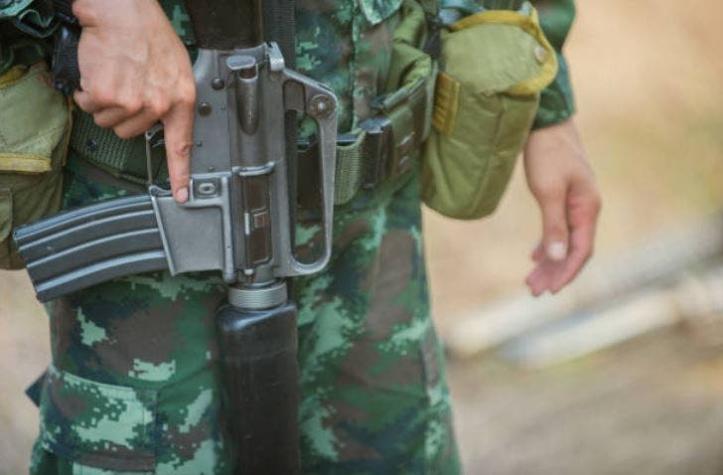 Soldado mata a tiros a al menos 17 personas en Tailandia
