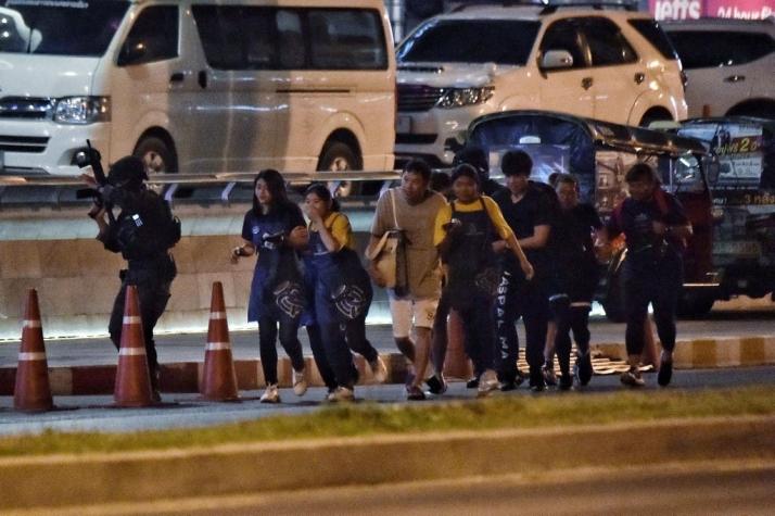 Reportan nuevo tiroteo en centro comercial de Tailandia donde militar mató a 20 personas