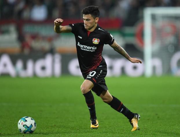 Charles Aránguiz tuvo una destacada actuación en su regreso a las canchas con el Bayer Leverkusen