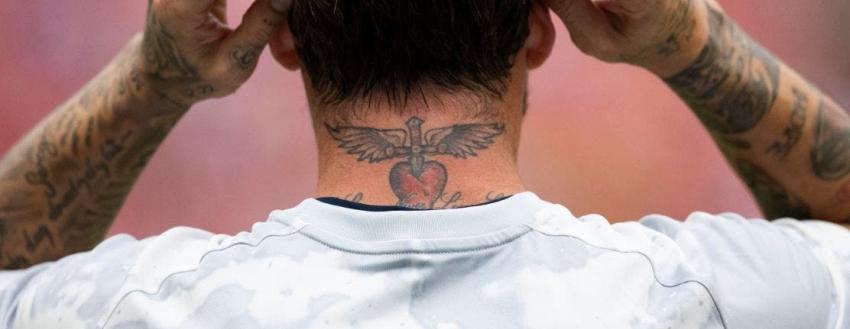 ¿Se acaban los tatuajes con colores en Europa?