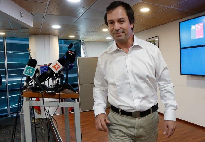 Ministro Palacios suspende su militancia en la UDI tras defensa al ex diputado Hasbún