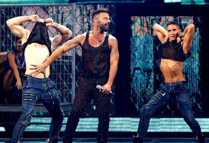 [FOTOS] Los atuendos que dejó Ricky Martin en la noche inaugural de Viña 2020