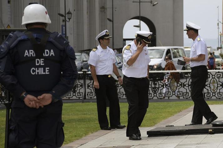 Defensa por ataque a monumento en Iquique: "Armada tiene todo el derecho a impedir que lo destruyan"