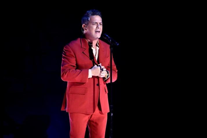 Espectador de lujo: Por qué Alejandro Sanz está tan pendiente del Festival de Viña 2020
