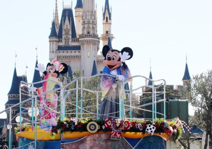 Parques de Disney en Tokio cerrarán por dos semanas ante temores por coronavirus