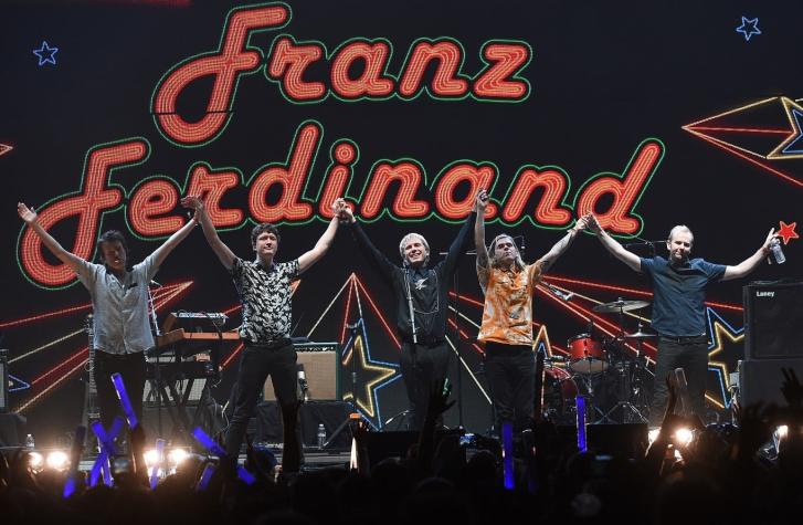 Vocalista Franz Ferdinand no olvida Chile: Respondió tuit sobre el Festival de Viña del Mar
