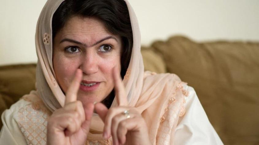 Acuerdo de paz en Afganistán: la mujer que los talibanes intentaron matar y luego negoció con ellos