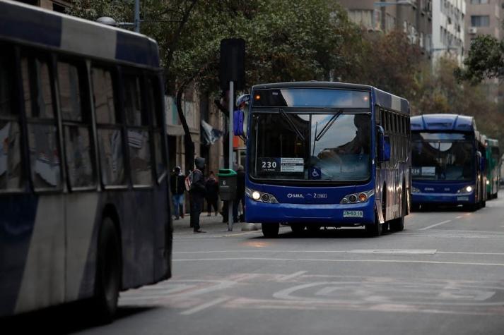 Transantiago informa recorridos suspendidos por "falta de seguridad en las vías"