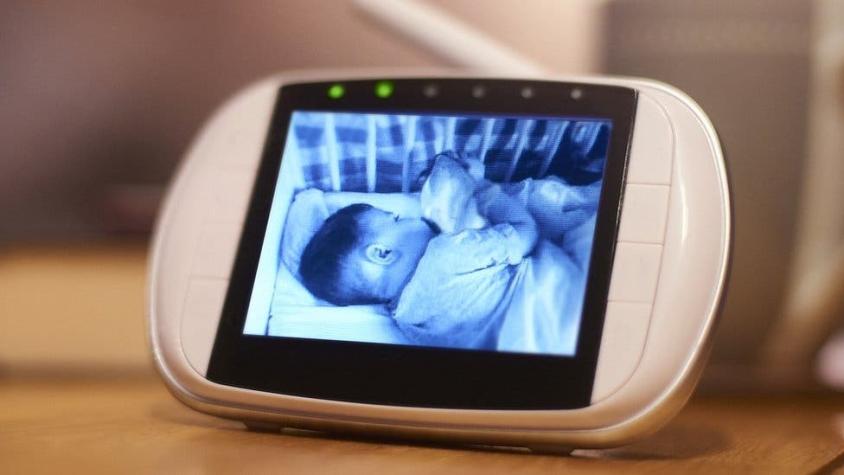 Por qué es tan fácil hackear la cámara de vigilancia de un bebé (y cómo puedes protegerte)