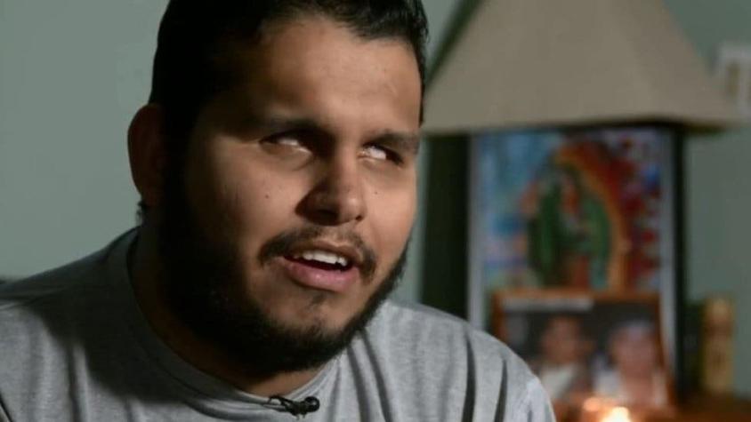 El joven mexicano ciego al que EEUU le negó la ciudanía porque "no pudo leer una oración en inglés"