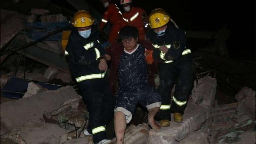 Coronavirus: Docenas de personas atrapadas en China tras el colapso de un hotel de cuarentena