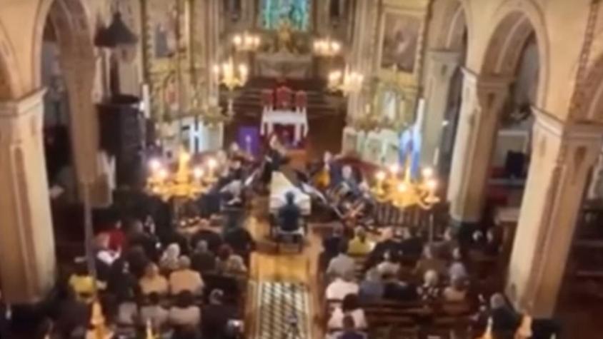 [VIDEO] Fuerte sismo interrumpe concierto de música clásica y provoca caos en una iglesia