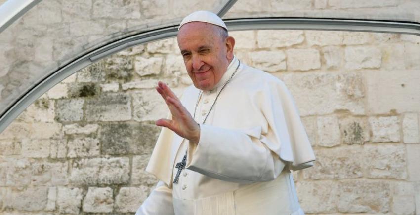 Papa Francisco por 8M: "Es propio de la mujer tomarse la vida en serio"