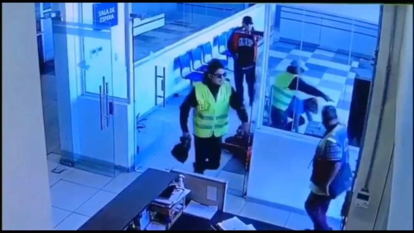 [VIDEO] Así se concretó el nuevo "robo del siglo" en Aeropuerto de Santiago