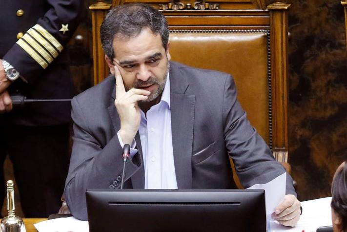 Presidente del Senado: “Si Piñera quiere seguir debe aceptar un parlamentarismo de facto”