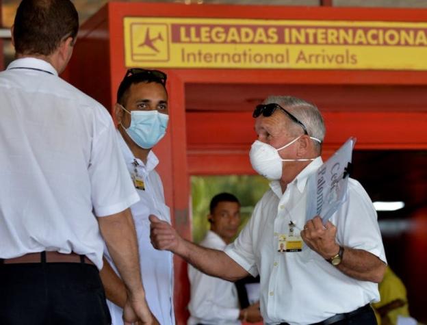 Cuba envía médicos que combatieron el ébola para ayudar a Italia