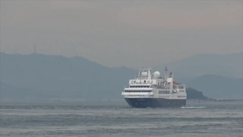 [VIDEO] Compleja situación de chilenos en cruceros por coronavirus