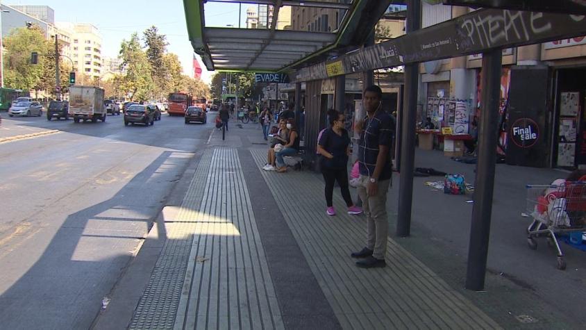 [VIDEO] El #QuédateEnCasa ya se nota en las calles de Chile