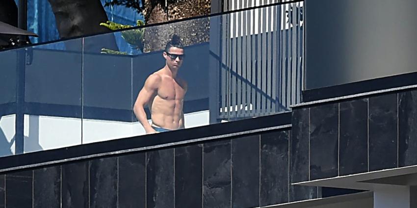 Sin novedades: Cristiano Ronaldo pasa la cuarentena por coronavirus mostrando el abdomen