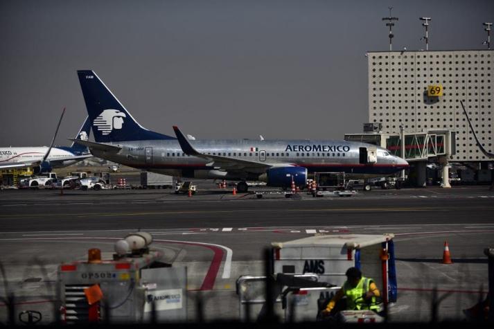 Canciller advierte que líneas aéreas que no retornen a chilenos tendrán “dificultades” para operar