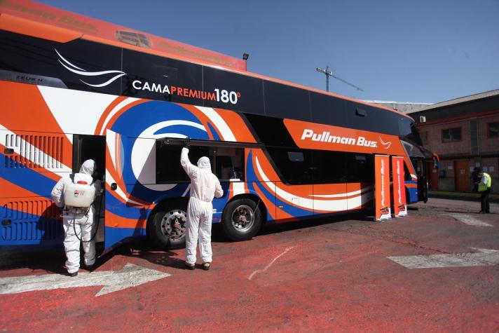Bus hacia Arica tuvo que regresar a Santiago por pasajeros que incumplieron cuarentena
