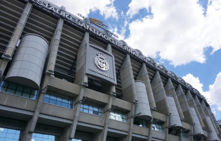 El Santiago Bernabéu se convierte en un almacén de material contra el coronavirus