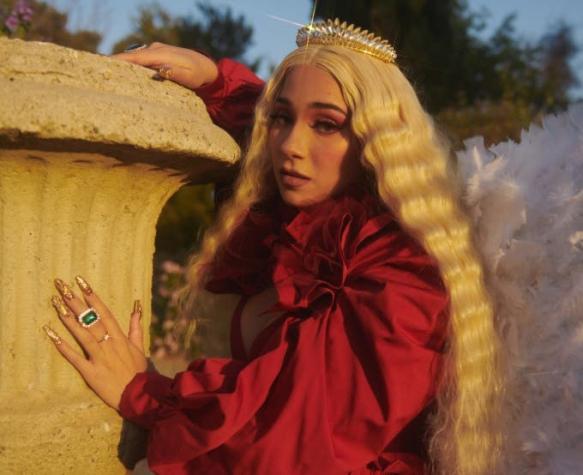 [VIDEO] Princesa Alba se encarna en cupido y lanza video musical de su nuevo éxito "Me Equivoqué"