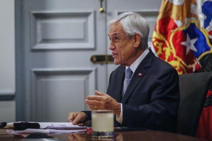 Piñera instruye a ministros para que funcionarios retomen trabajo presencial desde la próxima semana