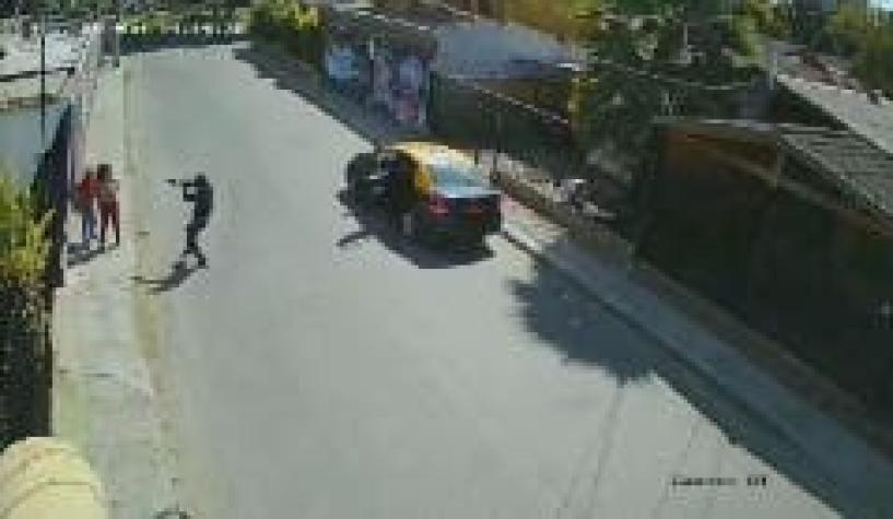 [VIDEO] Maipú: Detienen a dos sujetos que asaltaban movilizándose en un taxi