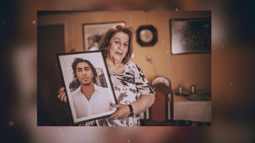 [VIDEO] A los 80 años fallece la madre de Johnny Herrera