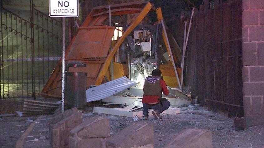 [VIDEO] Explotaron cajero automático en barrio Bellavista