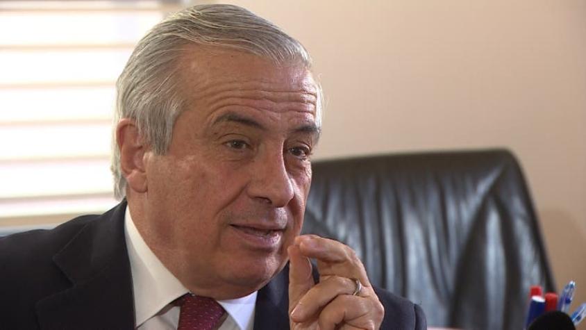 Ministro Mañalich explica las consecuencias para el país si se decretara cuarentena total nacional