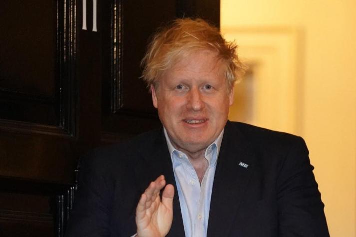 Boris Johnson respira sin ayuda en cuidados intensivos por coronavirus
