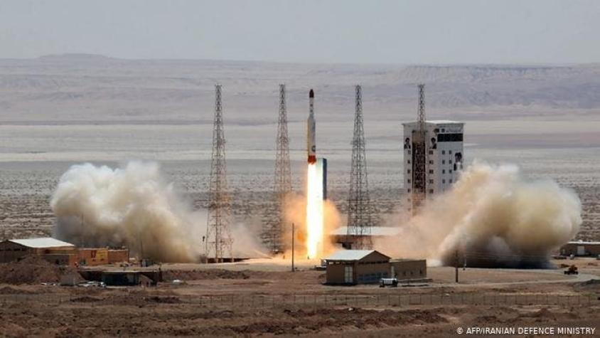 Irán lanzó con éxito un primer satélite militar