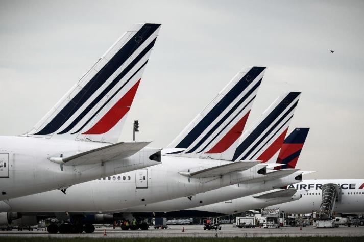 Francia y Holanda anuncian rescate de sus aerolíneas con cerca de 10.000 millones de euros